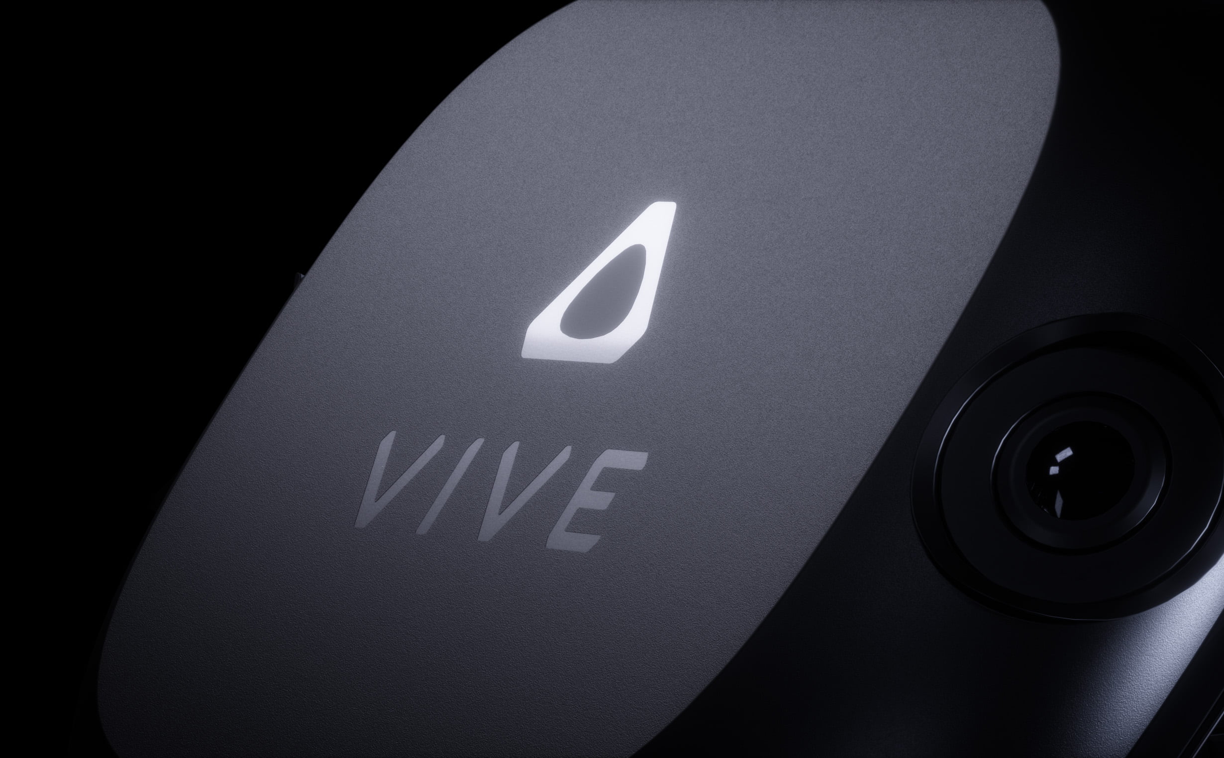 Amazon.com: HTC VIVE Ultimate Tracker